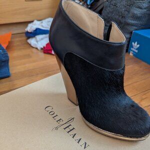 Cole haan ankle boot with golf and horsehair